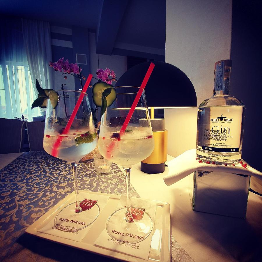 Hotel Ðakovo Kültér fotó
