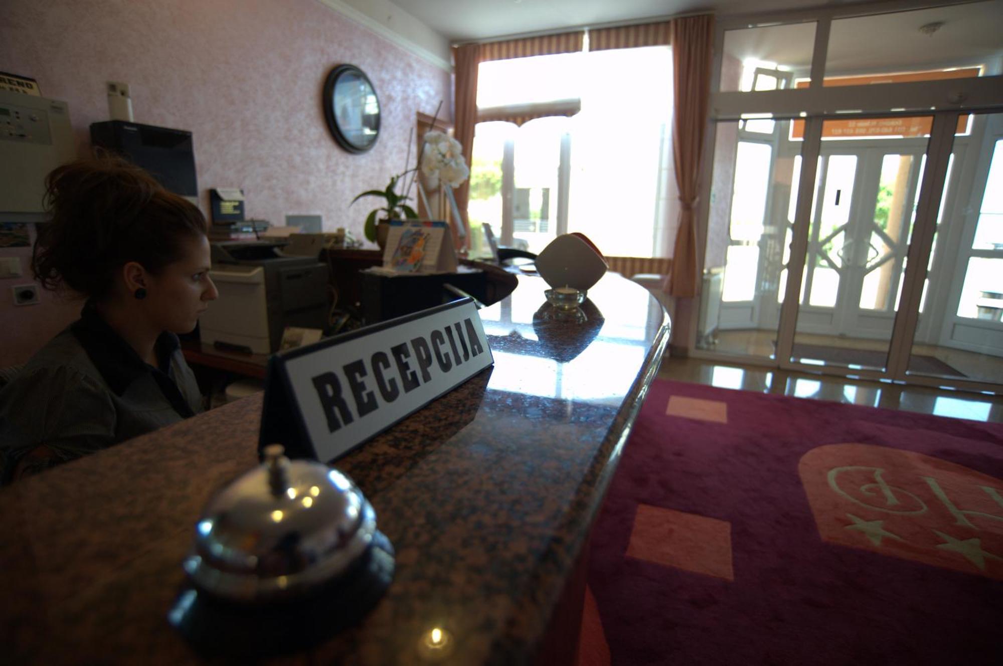 Hotel Ðakovo Kültér fotó